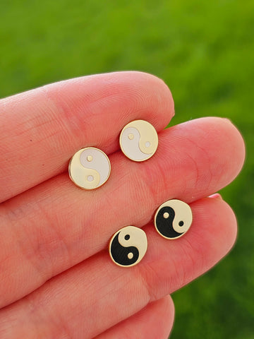 .925 sterling silver ying-yang earrings