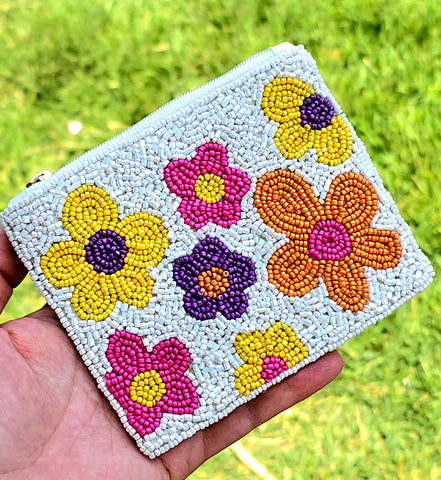 Fashion flower seed bead coin purse