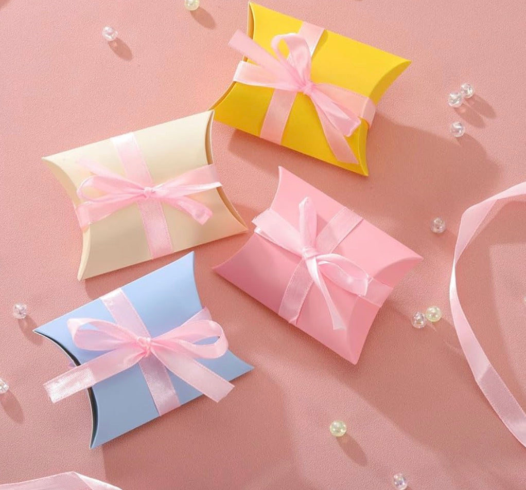 Pink small gift box 3.5 x 2.8 x 1 inch