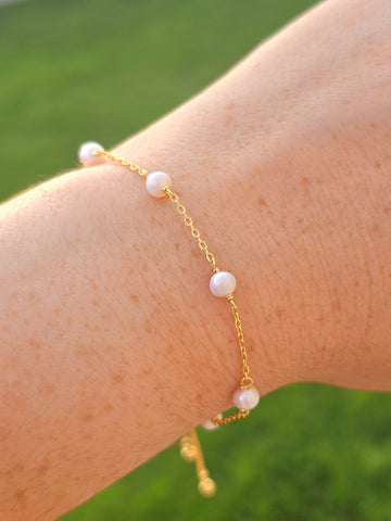 .925 Sterling silver and pearls adjustable bracelet