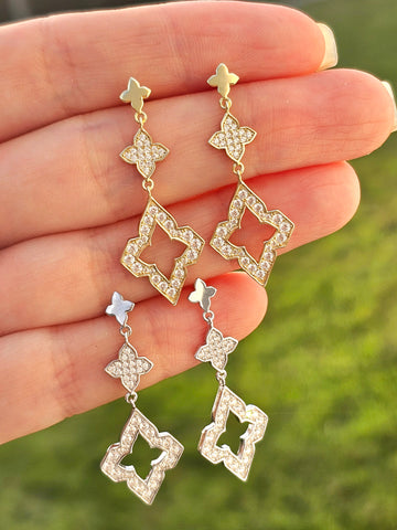 .925 Sterling silver dangling earrings