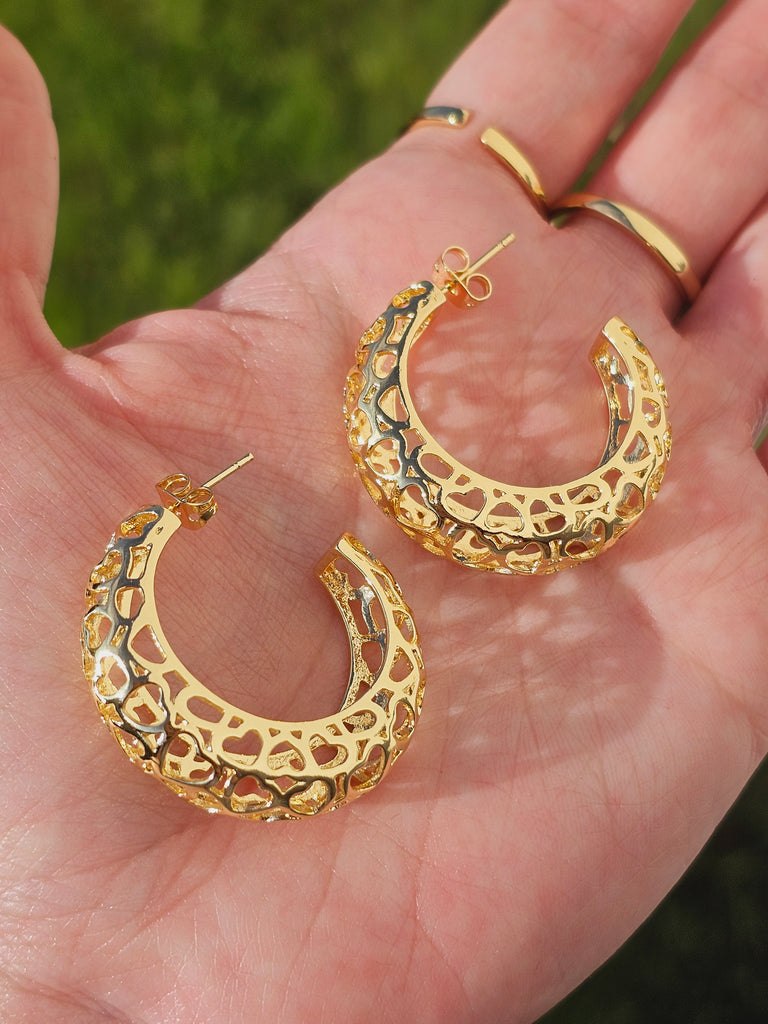 18k gold plated heart hoop earrings
