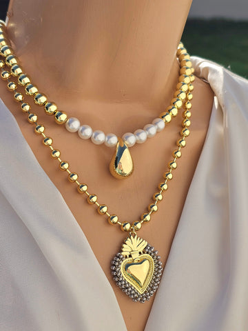 18k gold plated  pearls drop and sacred heart necklaces