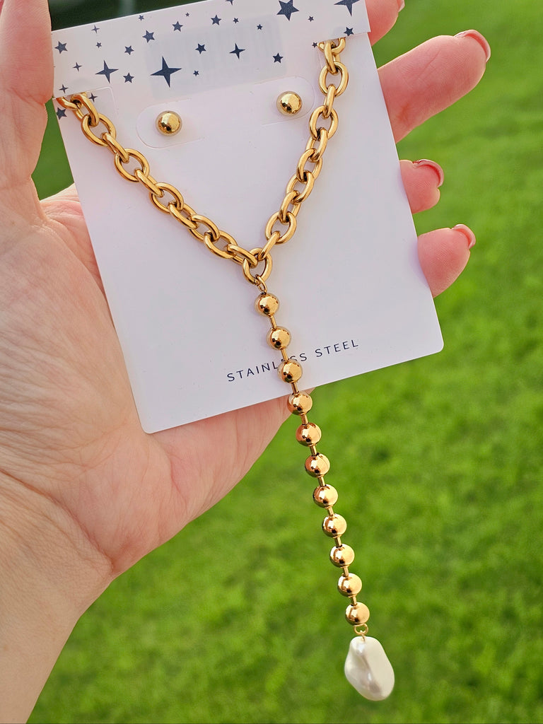 Stainless steel pearl necklace and earrings set