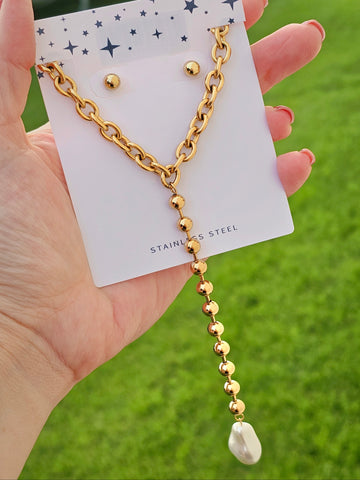 Stainless steel pearl necklace and earrings set