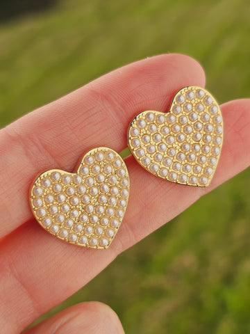 18k gold plated pearl heart stud earrings
