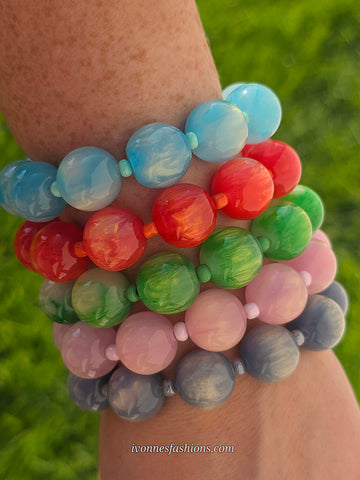 18k gold-plated acrylic beaded chunky bracelets