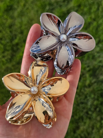 Fashion flower hair claw clip