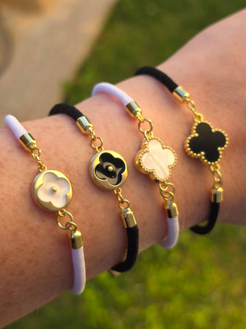 Stainless steel clover bracelet