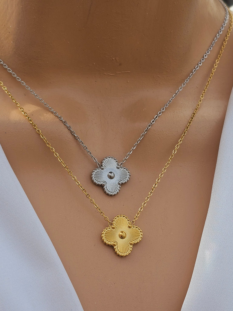 Stainless steel clover necklace