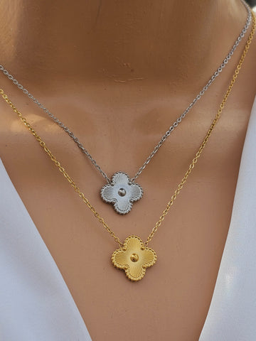 Stainless steel clover necklace