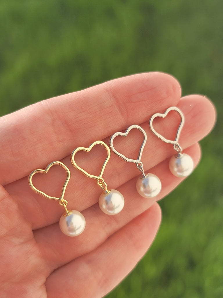 .925 sterling silver pearl and heart earrings